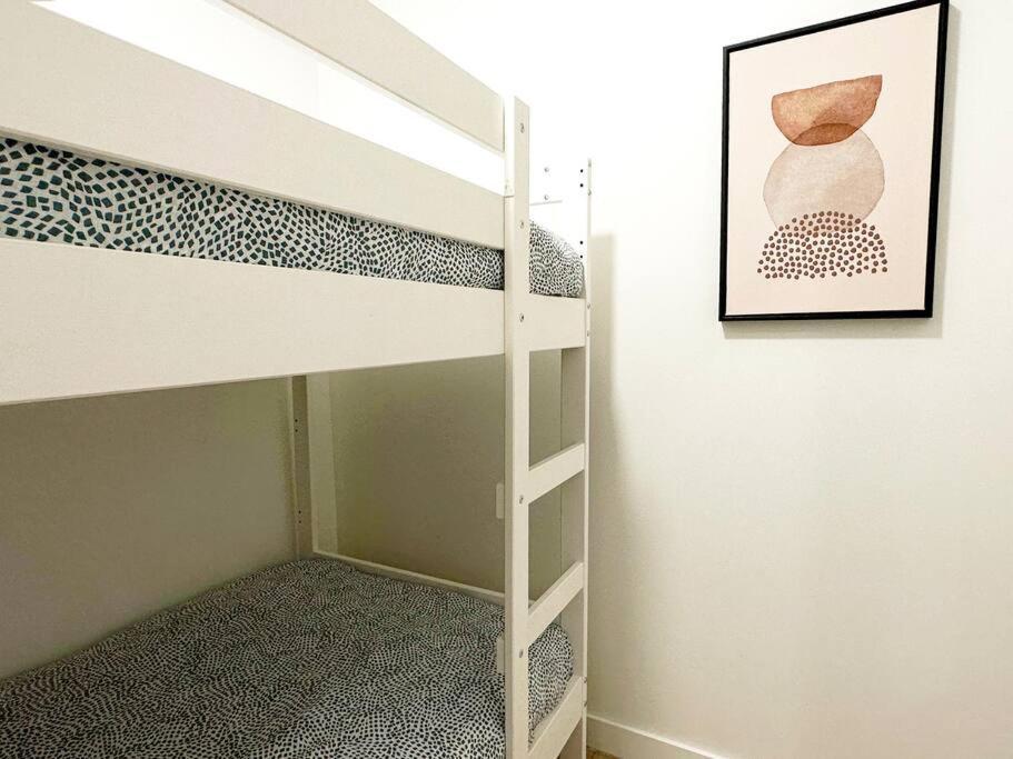 Apartamento De Diseno En Laredo Centro Exteriör bild