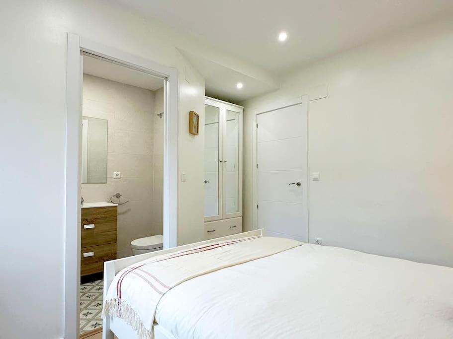 Apartamento De Diseno En Laredo Centro Exteriör bild